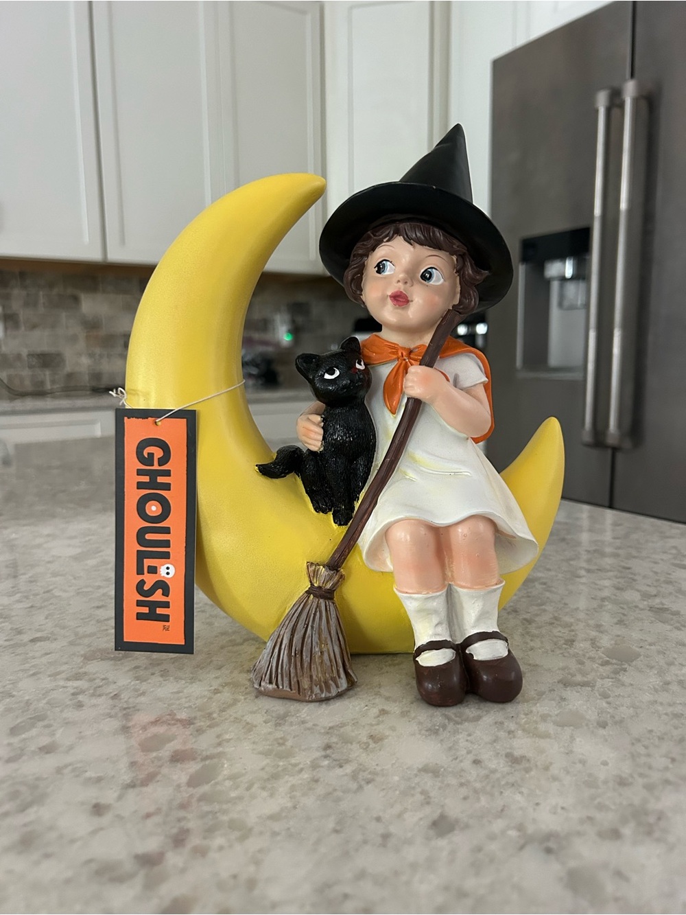 “New” Ghoulish Yellow Moon Witch Figurine with Black Cat - Holiday Decor